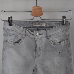 Light wash Skinny Jeans